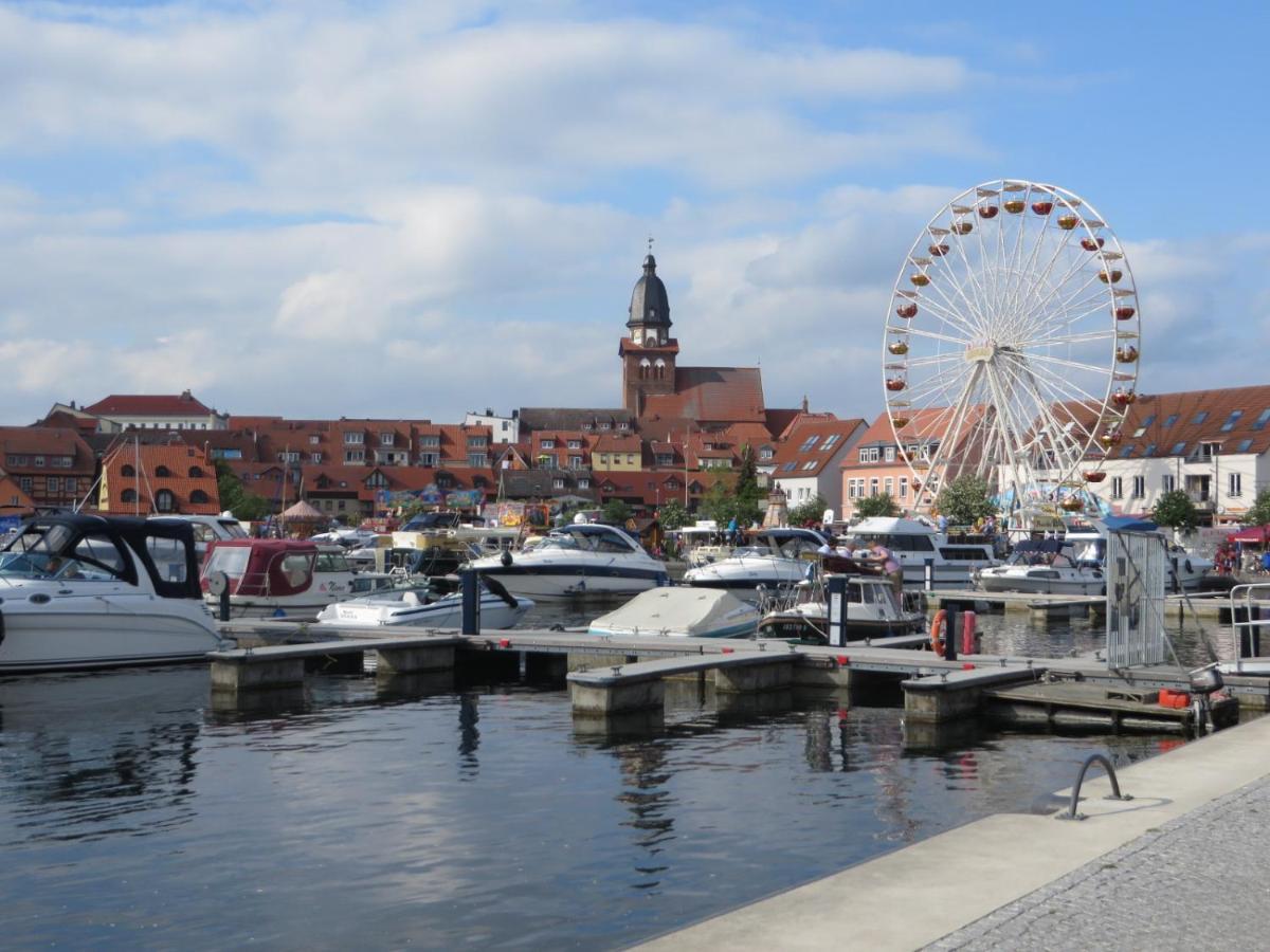 Ferienwohnungen "Marie" Mit Terrassen, Inclusive Park- Und Stellplaetze Am Haus, Mueritz-Strand Nur 700M, Altstadt 10Min, Ruhige Lage, Waren  Esterno foto